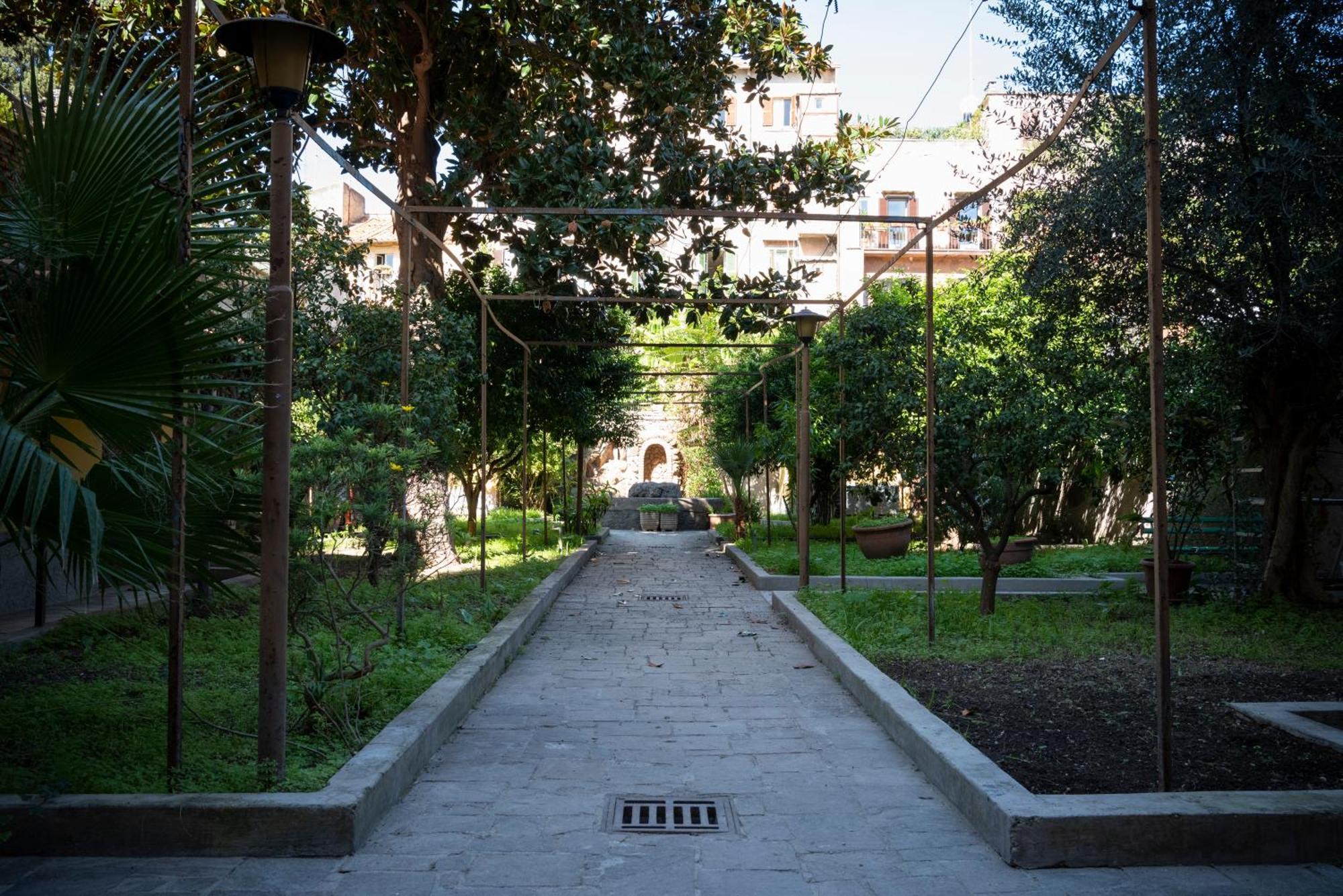 Отель Residenza Leone XIII Рим Экстерьер фото